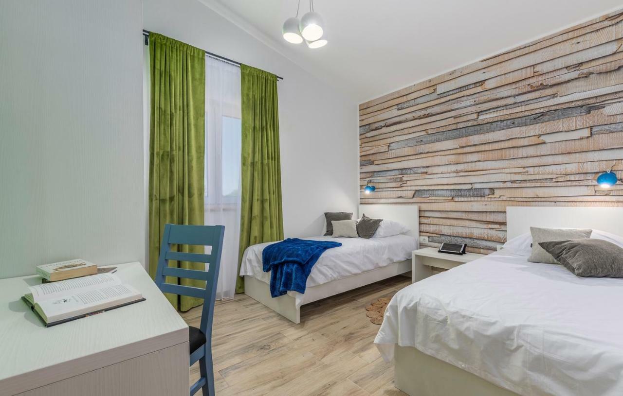 Vila Casa Tea With Private Pool Pula